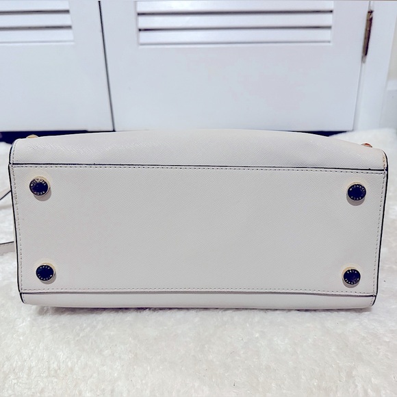 Michael Kors White Studded Women's Large Bag - Picture 6 of 10